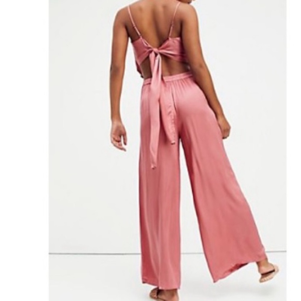 YFB Silky Strappy Camisole Joni Scarf Halter Zara Mango Free People Revolve M